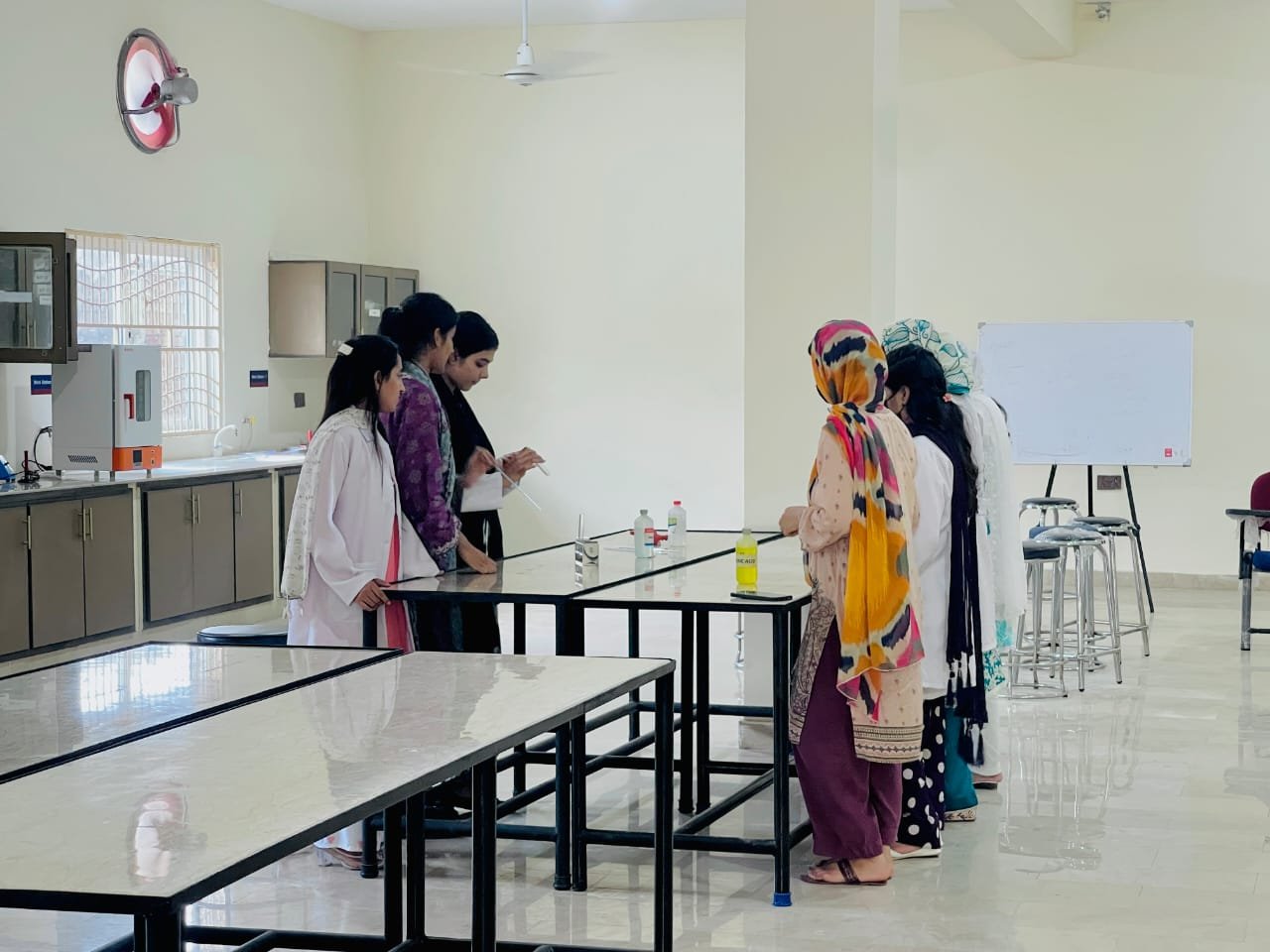 Campus, Laboratory